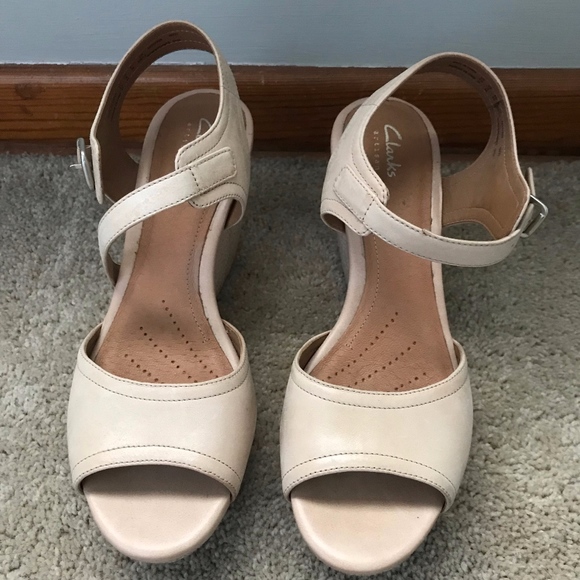 clarks nude wedges